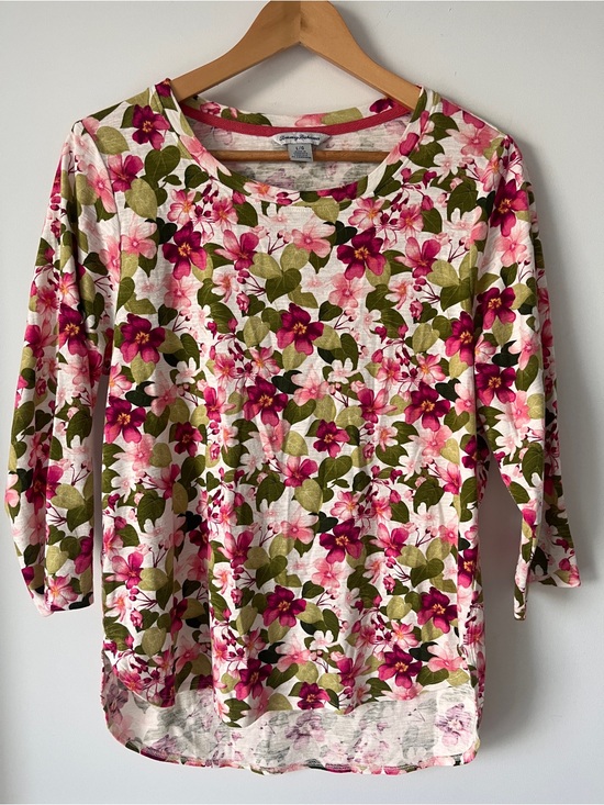 Tommy Bahama Tops - Floral Sleeve Top | Tommy Bahama | Sz L | Summer Feminine
